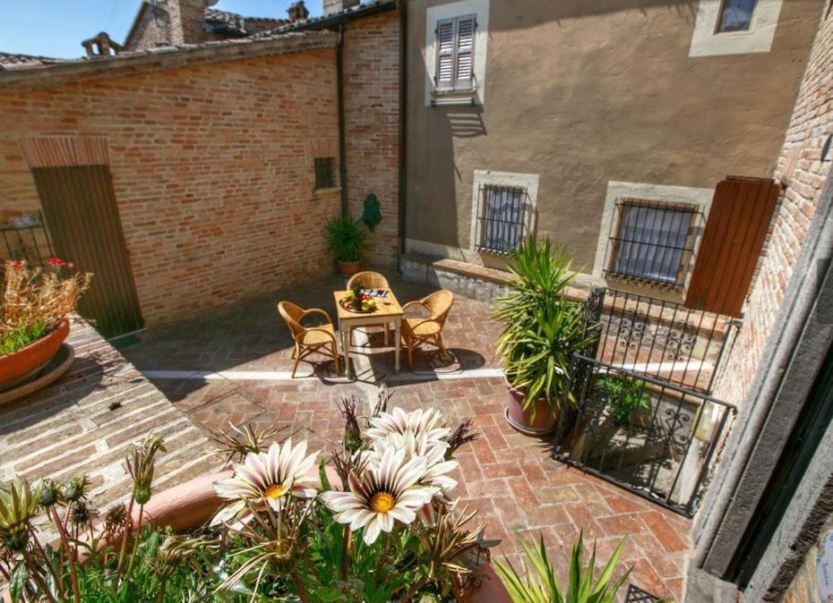 Albergo Diffuso Borgo Montemaggiore 몬테마기오레알메타우로 외부 사진